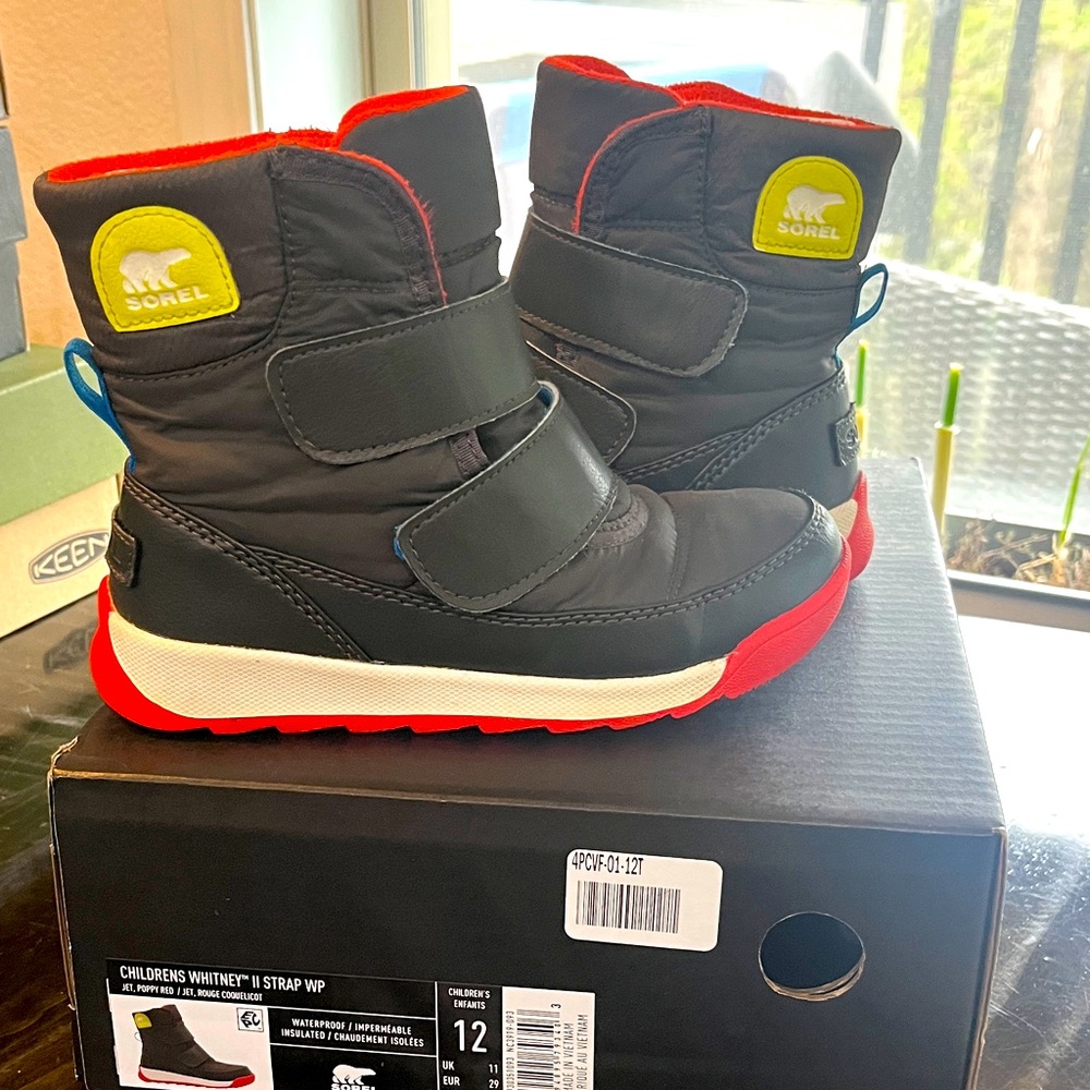 Sorel Kids 12 Whitney ll Winter Boot